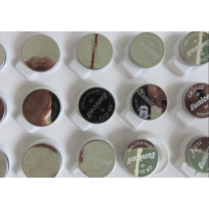 Pile bouton lithium cr2032 3v capacite 230ma alimentation tension 3 volts cr 2032 cr 2032 cr2032c