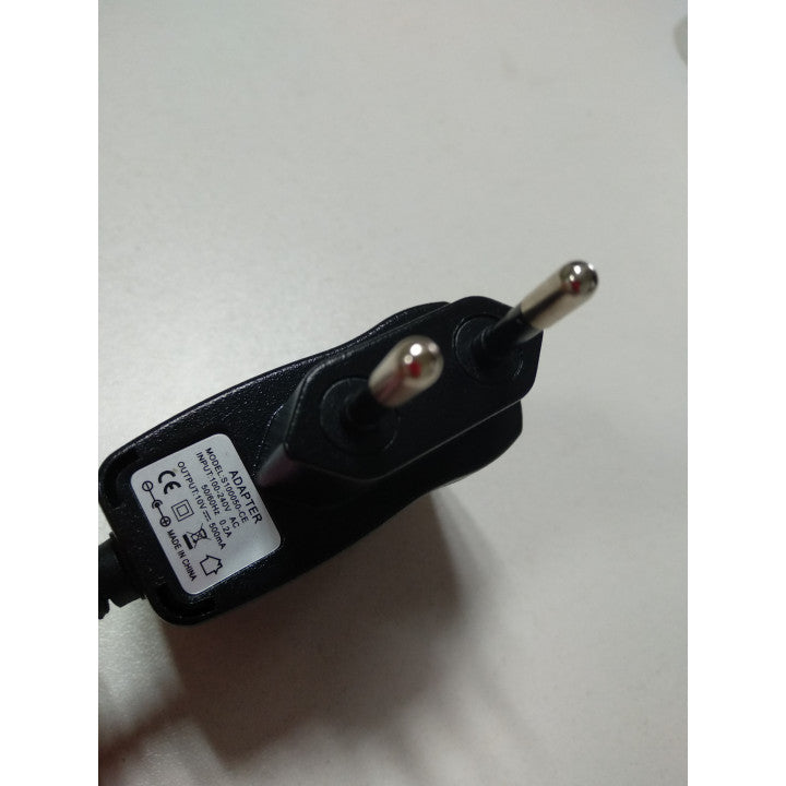 Chargeur euro 110v 220v 10v 0.5a pour batterie détecteur de métaux 16 led fouille sécurité gc-1002