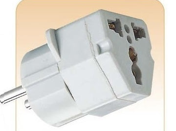 Adaptateur de voyage prise du monde entier vers l europe france allemagne uk - ECLATS DESTOCKAGE