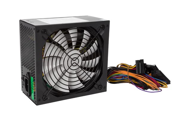 alimentation PC puissance 600w ewent ew3905 pfc em3905 4 connecteurs sata 1 connecteur pci ECLATS DESTOCKAGE