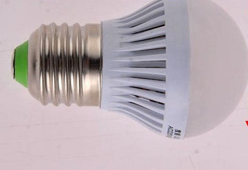 Ampoule à 9 led e27 bulb 6w 2700k (40w 60w) 220v 230 volts ECLATS DESTOCKAGE