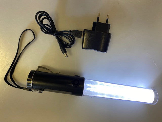 Baton lumineux 26cm led blanc + batterie rechargeable + chargeur 220v 5v support magnetique ECLATS DESTOCKAGE