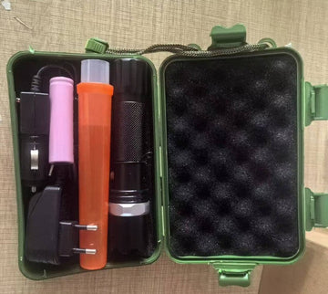 Baton lumineux q5 torche rechargeable 5w rouge signalisation police route circulation voiture avion ECLATS DESTOCKAGE