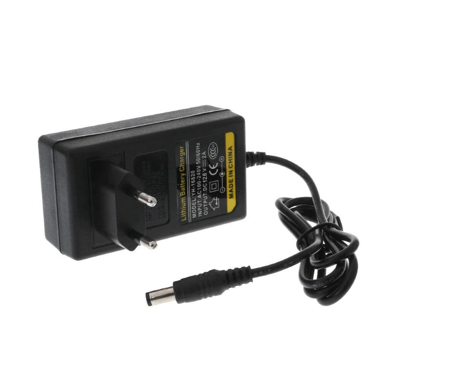 Chargeur adaptateur 10.8v 11.1v 12v 12.6v 2A 3s pour batterie lithium polymer 5.5 x 2.1mm euro plug ECLATS DESTOCKAGE