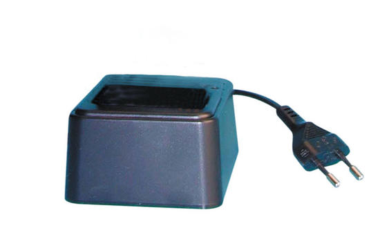 Chargeur automatique de table 220v pour batterie 9.6v talkie walkie t5w ou t446 ECLATS DESTOCKAGE