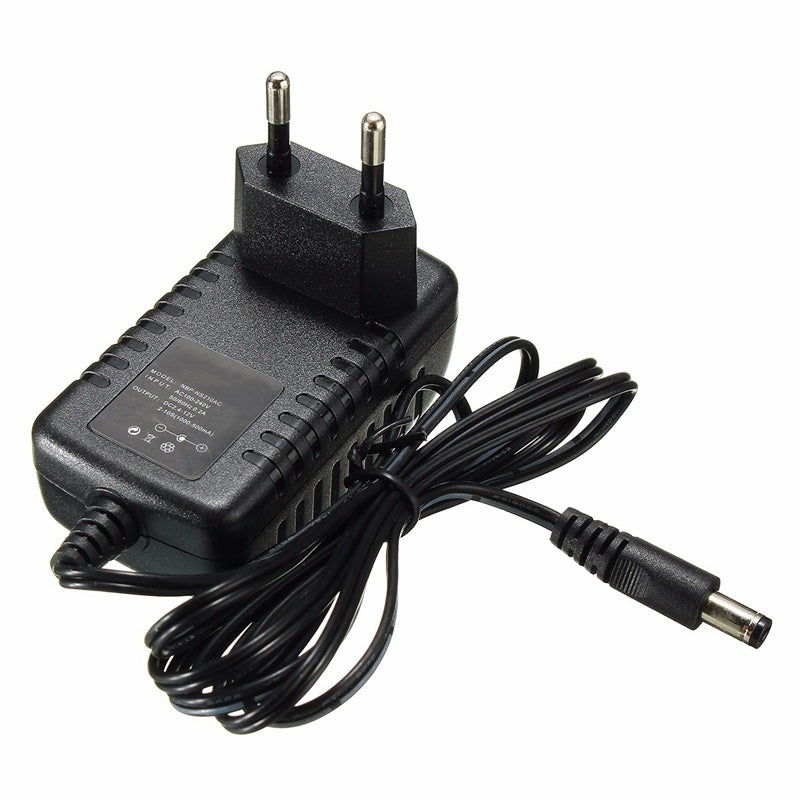 Chargeur batterie rechargeable Ni-MH Ni-Cd Auto 2.4v 3.6v 4.8v 6v 7.2v 8.4v 9.6v 10.8v 12v ECLATS DESTOCKAGE