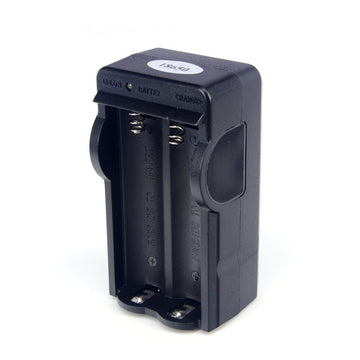 Chargeur secteur 220v 4.2v de 2 batteries rechargeables 18650 3.7v - ECLATS DESTOCKAGE