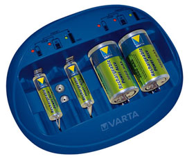 Chargeur universel varta pour type aaa aa c d 1.2v 1.5v 8.4v 9v (p15vr 4r6h 2r14n 2r202 6f22n) - ECLATS DESTOCKAGE