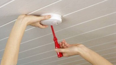 Detecteur alarme 9v incendie de fumee en 14604 - ECLATS DESTOCKAGE