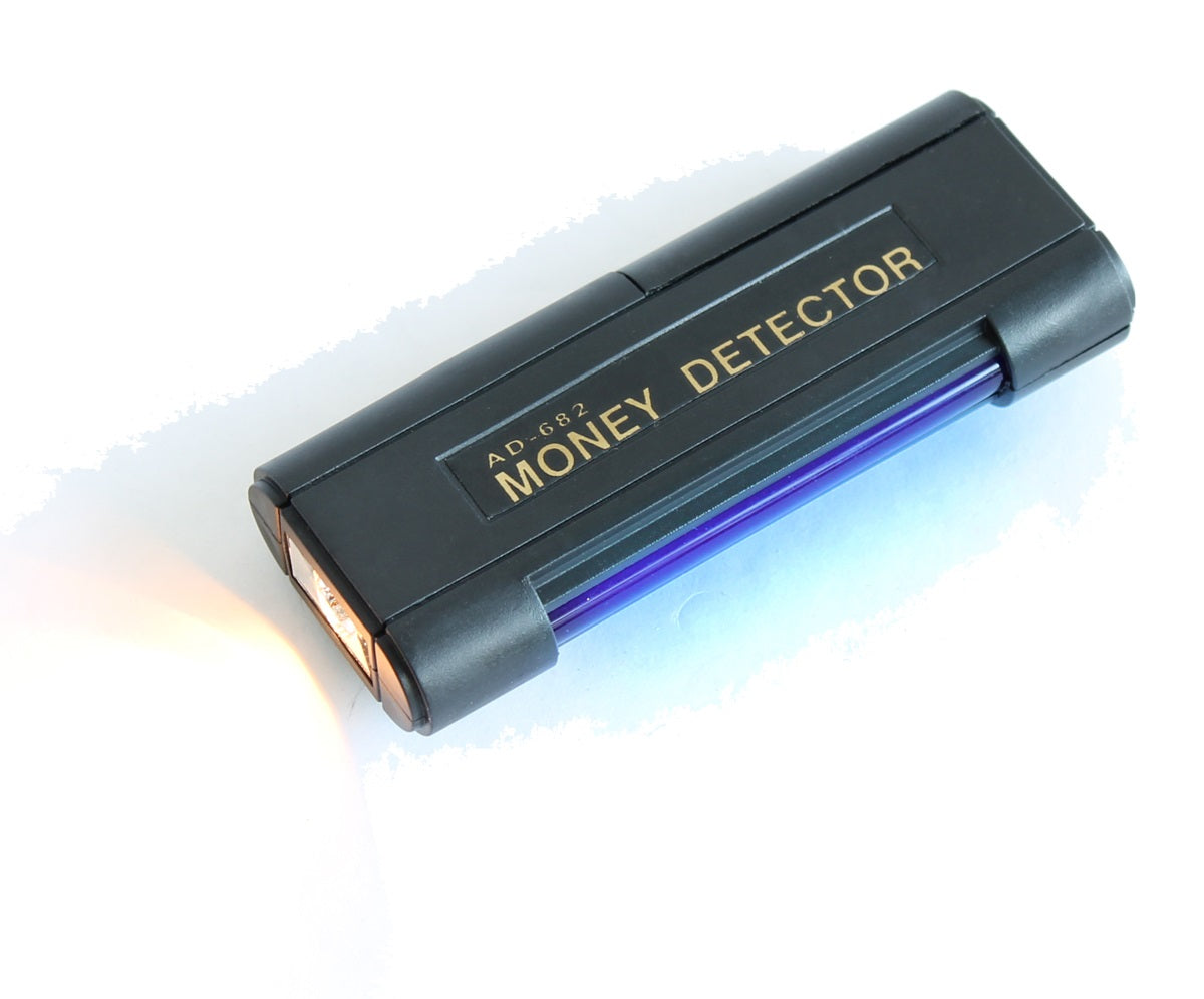 Détecteur de faux billets lumiere noire portable style safescan uv euro carte bancaire torche lampe ECLATS DESTOCKAGE