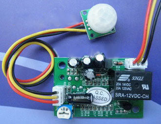 Détecteur mouvement pir infrarouge 12v YT.758 a encaster cellule photoélectrique jour nuit ECLATS DESTOCKAGE