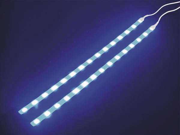 Double ruban autocollant a leds bleues 12v unite de commande chlsb avec bouton on/off ECLATS DESTOCKAGE