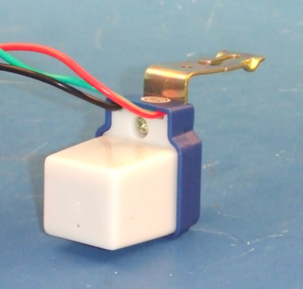 Interrupteur crepusculaire 220v 6a cellule photo electrique eclairage automatique lxp-01 lcs-01 ECLATS DESTOCKAGE