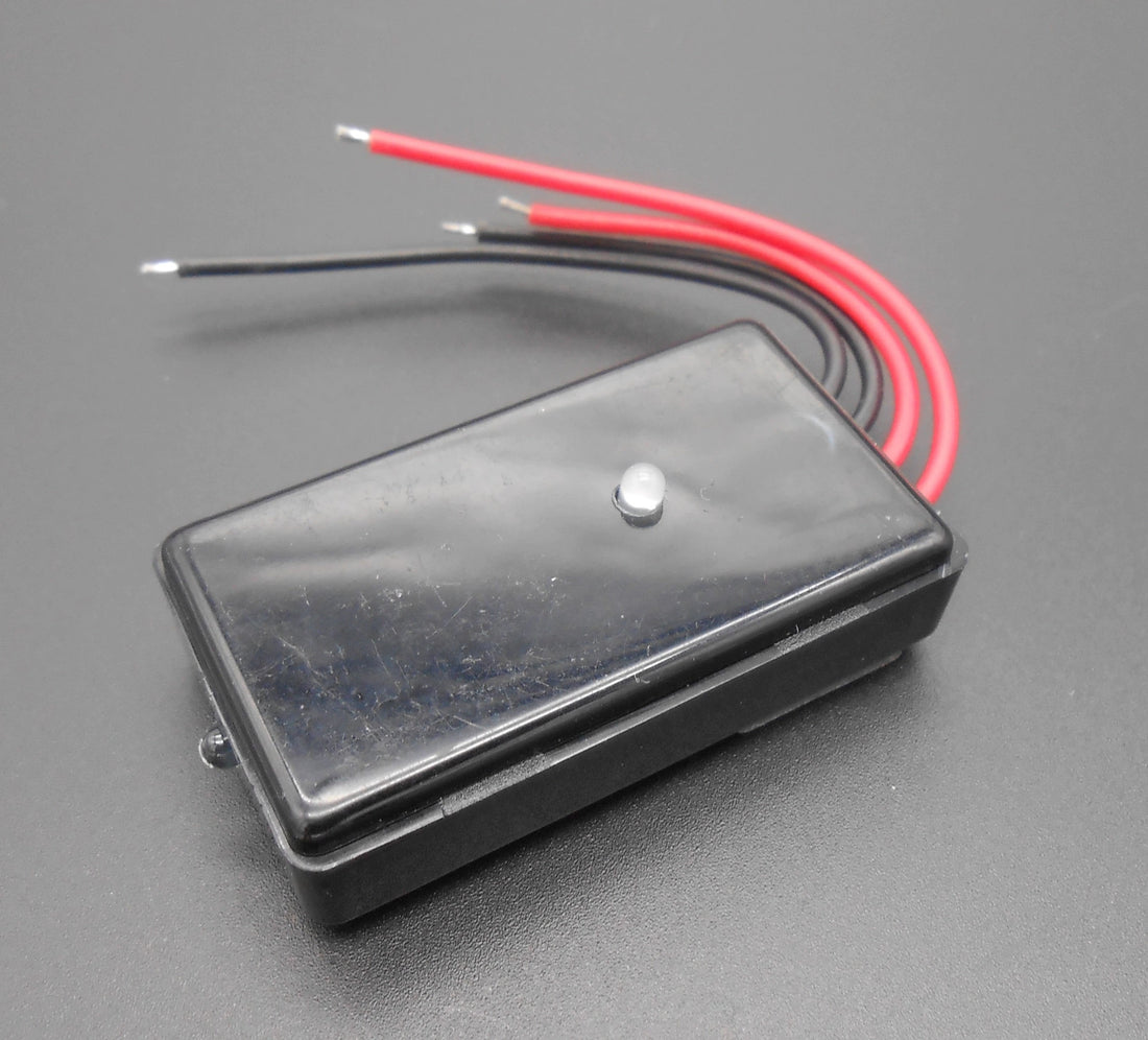 Interrupteur crepusculaire 30w 12v cellule photo electrique eclairage automatique 5V 6v 9v 15v 18v ECLATS DESTOCKAGE