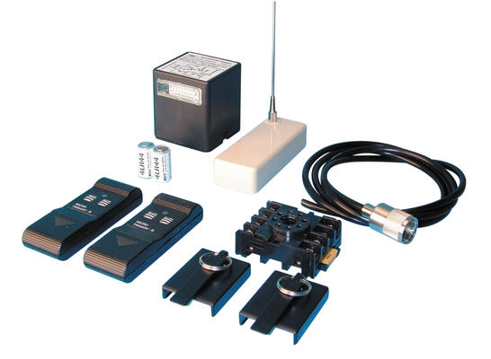 Pack compose de 2 telecommandes m6 30.545mhz albano mini26 1 recepteur radio rx26 ae3006 ECLATS DESTOCKAGE