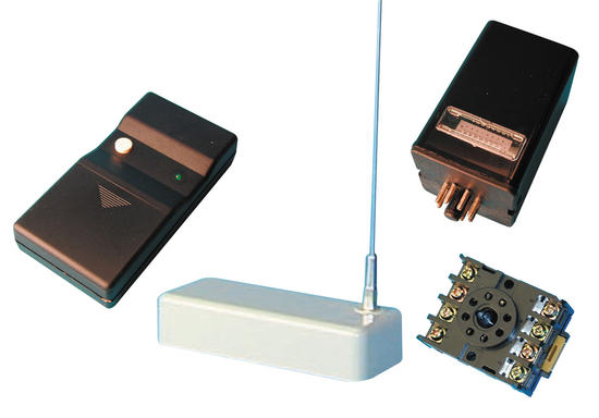 Pack domotique compose de 1 telecommande radio albano tx16 1 recepteur radio rx16 ae3006  etc ECLATS DESTOCKAGE