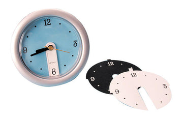 Pendule quartz a pile de bureau chambre cuisine (fond bleu, blanc ou noir) horloge indication heures - ECLATS DESTOCKAGE