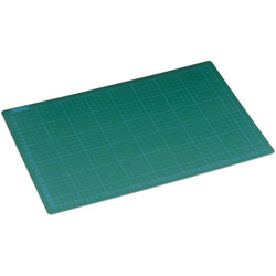 Plaque de découpe cutter 300x450mm draper 69335 auto-cicatrisant anti-dérapant oudrp-69335 ECLATS DESTOCKAGE