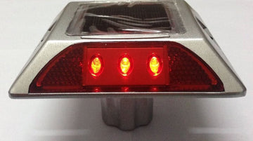 Plot routier solaire 6 led rouge double face a encrer eclairage lumineux ip66 aluminium balisage ECLATS DESTOCKAGE