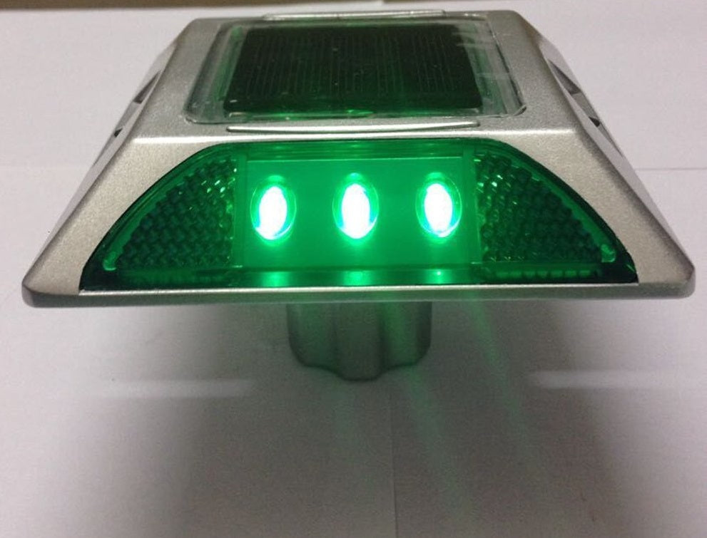 Plot routier solaire 6 led vert double face a encrer eclairage lumineux ip66 aluminium balisage ECLATS DESTOCKAGE