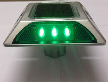 Plot routier solaire 6 led vert double face a encrer eclairage lumineux ip66 aluminium balisage ECLATS DESTOCKAGE
