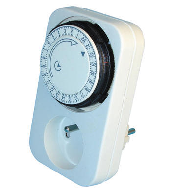 Programmateur secteur 220v journalier 24h e305d timer7 minuteur horloge electrique 230v 240v ECLATS DESTOCKAGE