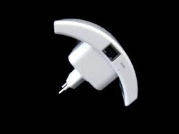 Répéteur universel wifi 802dot11b/g/n étendez votre réseau sans fil ECLATS DESTOCKAGE