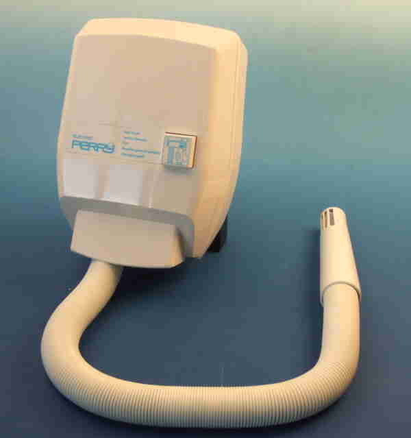 Seche cheveux electronique 750w avec flexible - ECLATS DESTOCKAGE