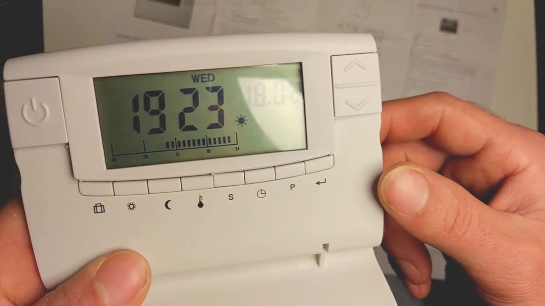 Thermostat programmable numerique installation facile cth406 programme semaine horaire chauffage ECLATS DESTOCKAGE